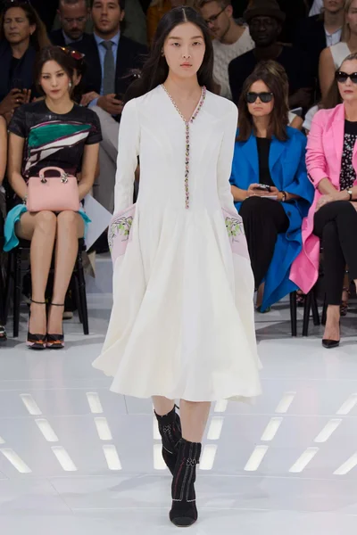 Look 36